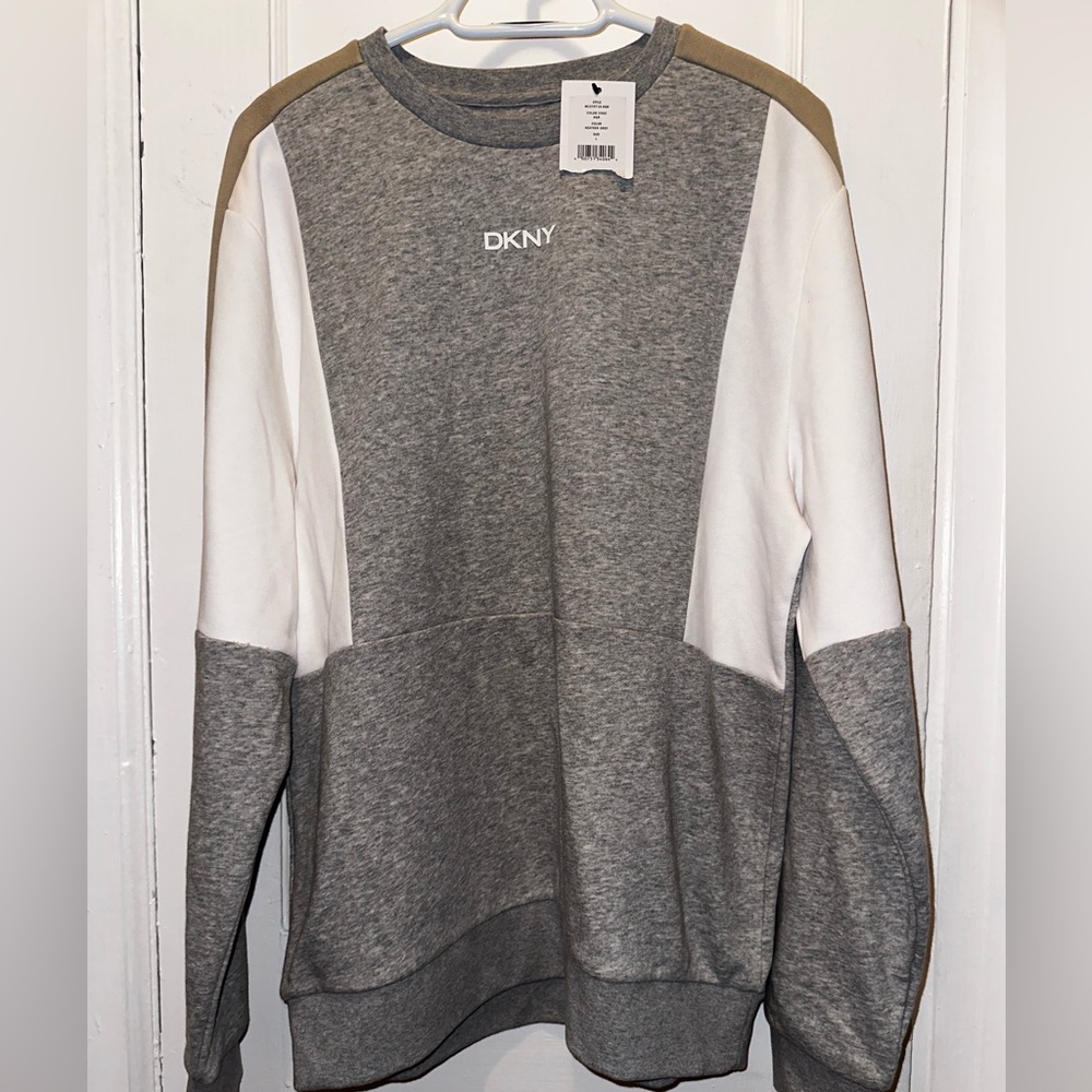 DKNY mens sweater brand new